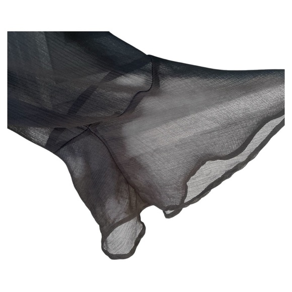 TORRID SHEER BLACK EMBROIDERED BLOUSE SHEER SIZE 1X - Picture 5 of 6